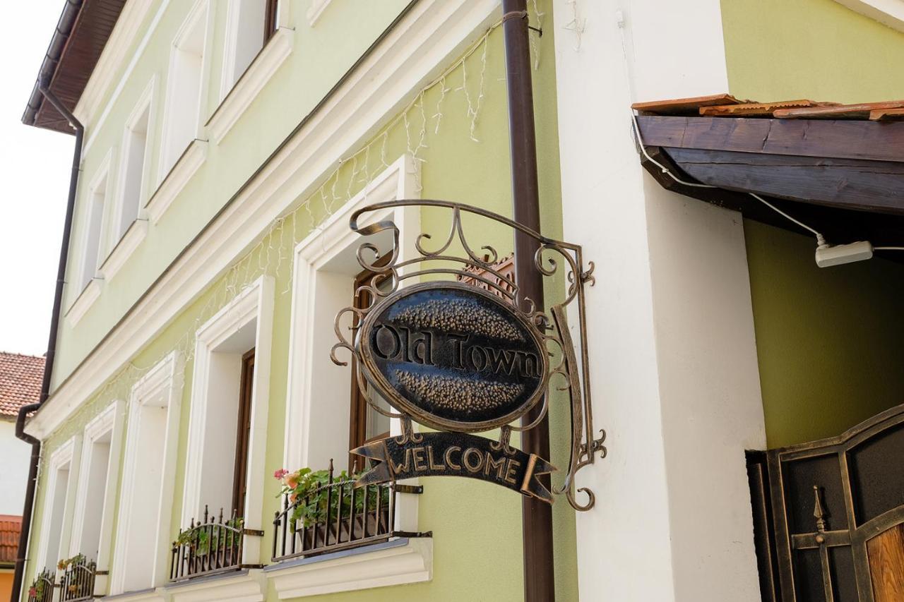 Гостерія"Old Town" Kamianets-Podilskyi Exterior foto