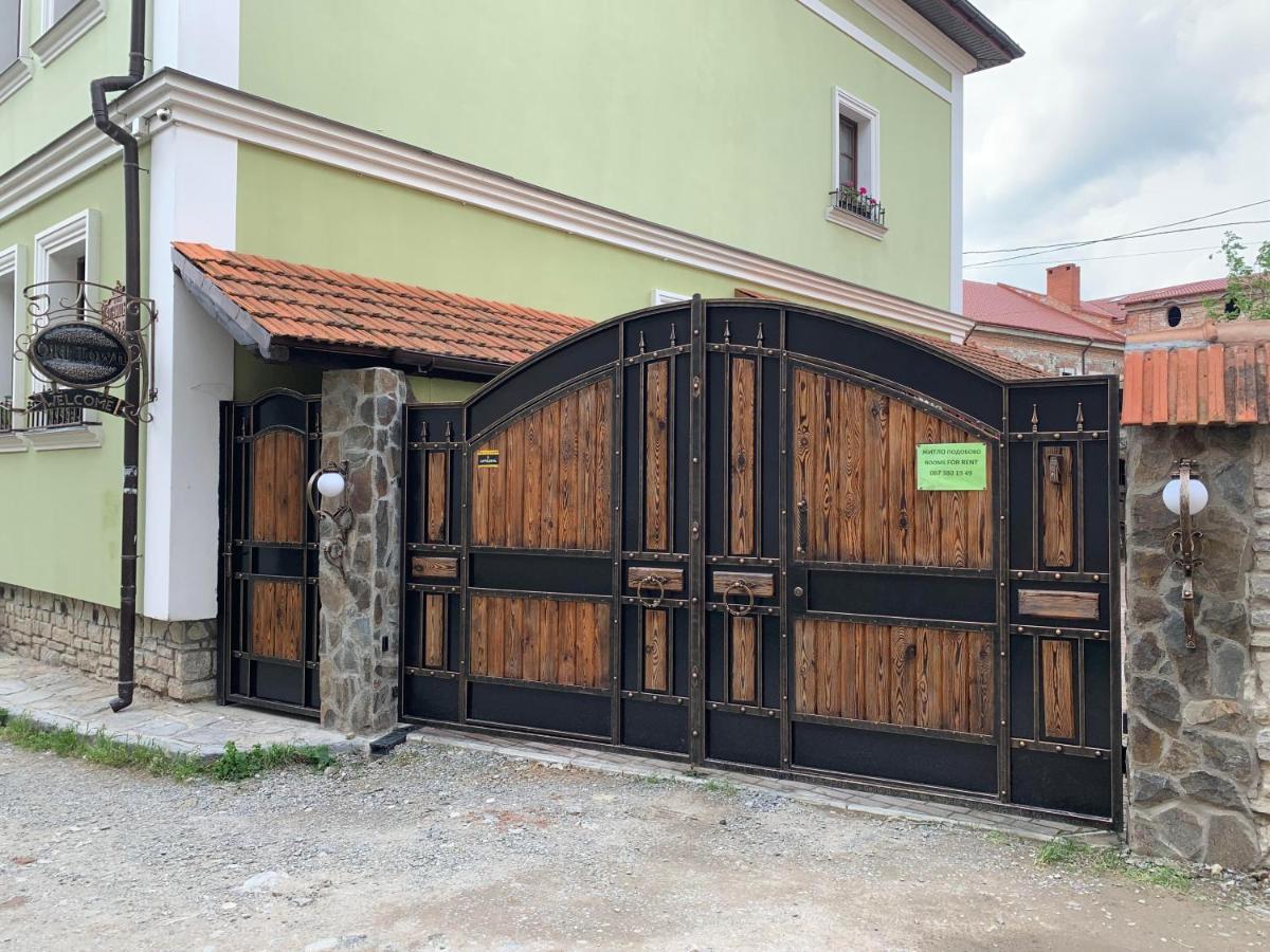 Гостерія"Old Town" Kamianets-Podilskyi Exterior foto